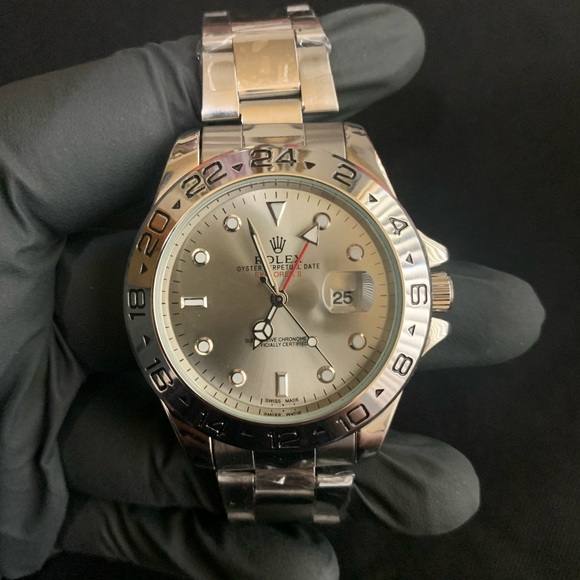 Watch - Picture 4 of 6